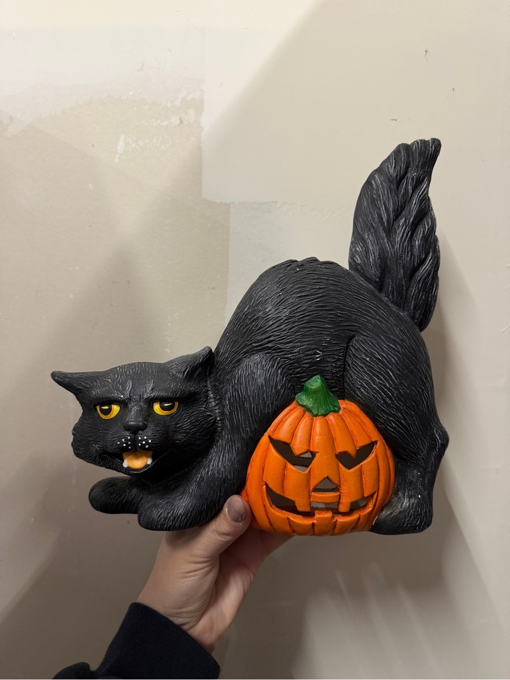 Vintage Cele Hand Painted Black Cat Pumpkin Halloween Ceramic Light Decor